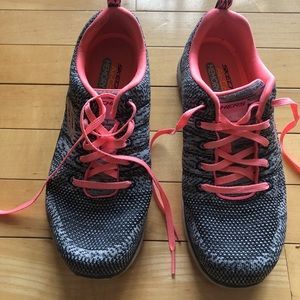 Skechers Memory Foam sneakers